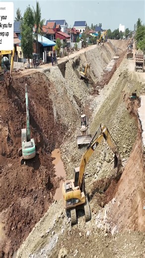 Wow amazing project canal building #heavymachinery #constructionlife #bulldozer #excavator #dumptruck #machinerywork #bigmachine #constructionequipment #engineeringmarvel #machinespower #worksite #earthmoving #constructionworld #machineoperator #industrialwork #powerfulmachine #equipmentdaily #machinesoftiktok #machineryaddict #constructionvideo #dirtmoving #heavyequipmentlife #mechanicvibes #constructionpower #amazingmachine