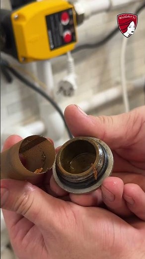 Cleaning the mud filter on a gas boiler