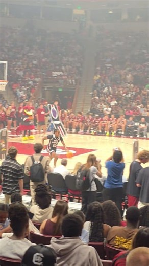 Raven Johnson and Eli Ellis | Skills Challenge Winners | South Carolina Gamecocks Women's and Men's Basketball #SouthCarolina #Gamecocks | Aisha Haynes