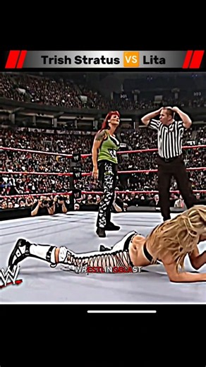 Trish startus vs Lita #wwe #trishstratus