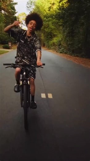 155K views · 33K reactions | My baby @the_next_king10 got a very temporary license issue but nothing will stop him frm daddy duties. If u haven't heard his Ep "I'm Ready" check him out! He ridin! No pun intended lol #BangBang  | Tameka "Tiny" Harris | Facebook