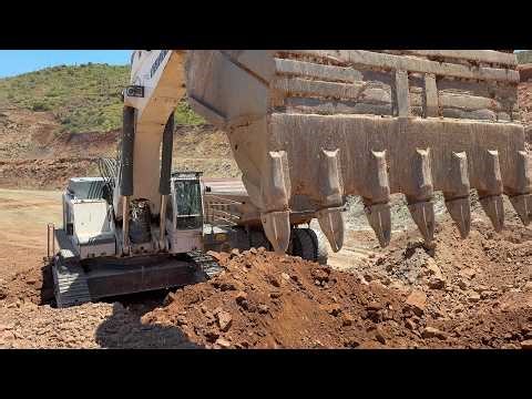 Liebherr 984 Excavator Loading Blasted Materials On Cat 777C & D Dumpers - Sotiriadis/Labrianidis 4k