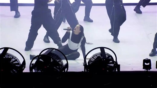 ROSALÍA - LA COMBI VERSACE (Lollapalooza Brasil) | LA ROSALÍA