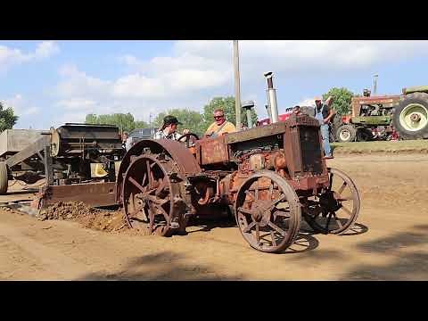 Case on Steel Wheels at the Western Missouri Antique Tractor & Machinery Association's 45th Show.