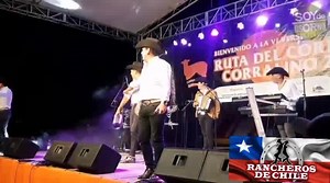 ⚜️⚜️Los Machos De La Cumbia Oficial ⚜️⚜️ 🎵Mix en vivo Osorno🎵 🇨🇱Rancheros De CHILE 🇨🇱 01.- intro 00:00🎵 02 - Ayer la vi 00:40⚜️ 03- mix tigres del norte 04:08🇨🇱 04- No me digas nada 10:15🤠 | Rancheros De CHILE