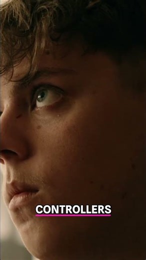 Controller Qualification: The Simple Blue Task You Won't Believe! #shorts