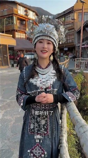 Empty belly, water in the middle