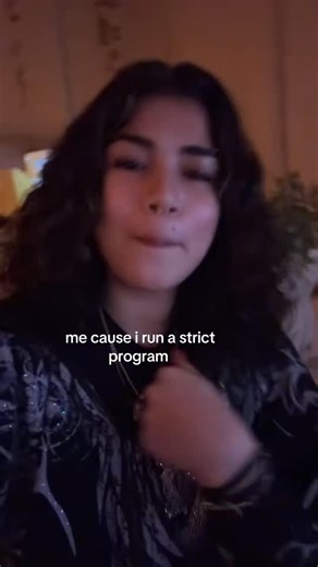 𝐾𝑢𝑚𝑎𝑠𝑖 ꨄ on Instagram: "#viral #explorepage #explore #reelsinstagram #wlw"