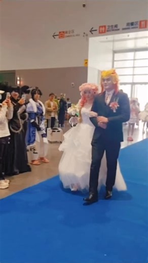 GoGo on Instagram: "Iguro and Mitsuri got married 💍 #obamitsu #obanai #mitsurikanroji #couplecosplay #kimetsunoyaiba"