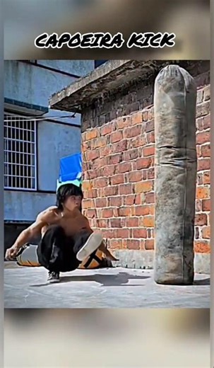 Master Capoeira Kicks: Effortless Flow & Power #martialarts #selfdefence #foryou