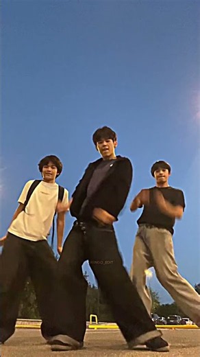 Tokyo Trend💃🏻🕺🏻 #tiktok #trending #edit #trend #dance #lyrics #viralvideoshorts #viral