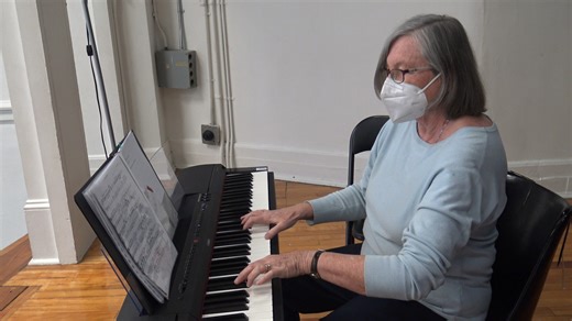 The School of Dance on Instagram: "A Listening Moment - Musical Dance Forms Minuet – a dance form in 3/4 time. The minuet is also a court dance, and the music is very even and calm. A minuet would be very well suited for a warmup or for a battements tendus exercise where the dancer wants to focus on working “through the foot”. Description by teacher Lisa Brooks with musical illustration by musician Margaret Macpherson. #theschoolofdance #music #dance #ballet"