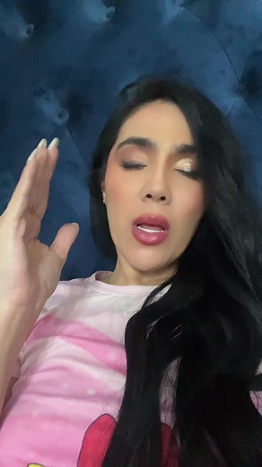Videos de Sarahblack (@sarablack) con “original sound - HADASHA”