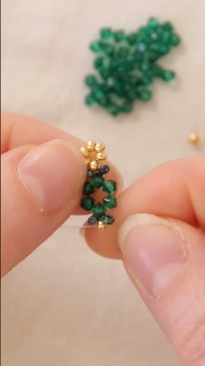 Faire un bracelet en perles fleurs 🤩