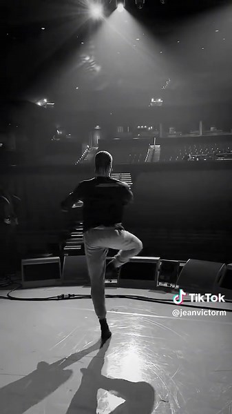 Casual Dancing with Dirty Socks | Jean Victor Dance