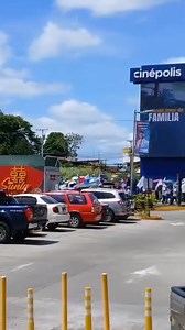 Marcha en la vi Interamericana frente a Anclas Mall en La Chorrera hacia el centro del distrito. | Tráfico Panamá