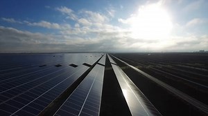 A major milestone for clean energy in Florida – the largest community solar program in the nation, FPL SolarTogether, is approved. Now, it’s easy and affordable for you to go 100% solar, no matter where you live. Support the growth of solar in the Sunshine State. Enroll on March 17. Visit http://spr.ly/61811oRmH | Florida Power & Light