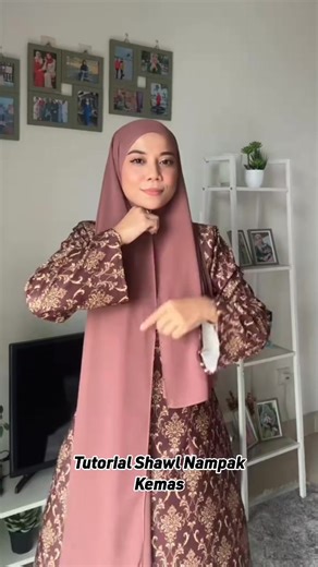 Tutorial shawl labuh dan kemas #tutorialshawl #tutorialshawllabuh #tutorialhijabstylelabuh #tutorialshawlnampakkemas #shawlsoftchiffon Shawl soft chiffon by Almayla Nak order sini ya..👇🏼 https://s.shopee.com.my/7pkXNVAyGx | My TudunG.
