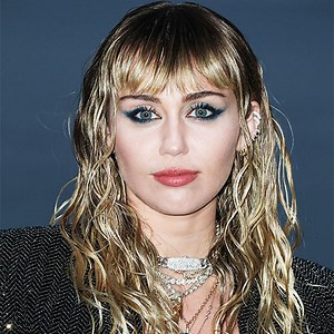 Celebs Are Wearing The Most Insane Mini Skirts—They’re Barely Covered!