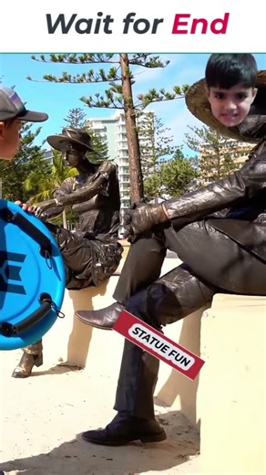 Bro turned into a jump scare 4 💀 #funny #prank #comedy #shorts