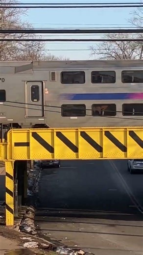 Train dance on Rails