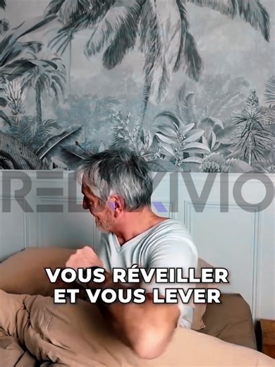 8h assis au bureau = bas du dos en PLS 💀 Mon indispensable après le travail : massage chauffant lombaire. #teletravail #bureau #sciatique #maldedos #backpain #officeworker #recovery #chauffant