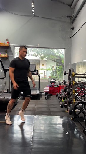 Master Boxing Techniques with Shadow Boxing Workouts