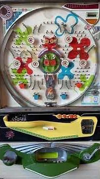 Kyoraku Vintage Pachinko machine-It works