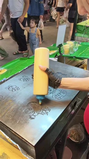 Pancake art #ladyแพนเค้ก #ขนมแพนเค้กการ์ตูน #pancakes #ตลาดนัดบิ๊กซีอยุธยา #ของกินอร่อย