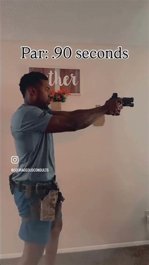 Manipulating my weapon light !