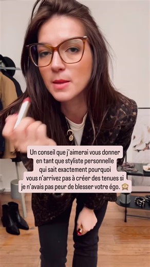 Ljubinka Puric I Styliste personnelle | Auteure on Instagram: "La vérité, c’est que si vous n’arrivez pas à créer des tenues, ce n’est ni un manque de style ni un manque de vêtements. Le vrai problème, c’est que votre dressing n’a aucune structure. Et je sais que ça peut piquer mais c’est la réalité que je vois tous les jours. Vous accumulez des pièces isolées, achetées au coup de cœur, sans vérifier si elles pourront réellement se compléter entre elles. Résultat: votre dressing se remplit mais 