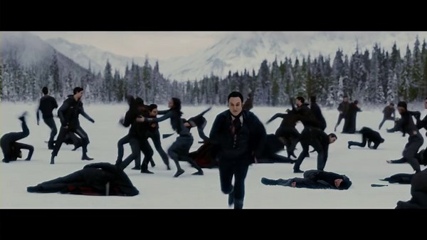 The End of the Volturi - The Twilight Saga: Breaking Dawn Part 2 (2012)