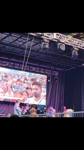 Yong nakita mo Mukha sa screen napatawa ako.. #Abba #funphilippines #bathurstandwilson #toronto #ontario #canada #fun #Wow | Ann Gadiana Excelese