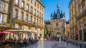 Bordeaux, voted the best city in France to settle down in as young adults!