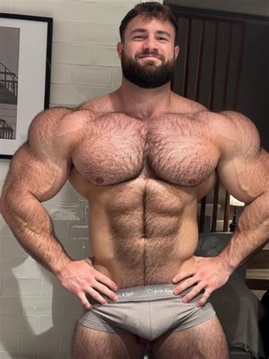 Muscle changing morph male