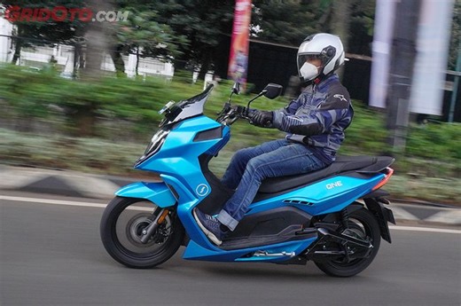 Bisa Ngebut Sampai 99 Km/Jam, Kami Test Alva One, Jarak Tempuhnya Bisa Sejauh Ini  - Gridoto