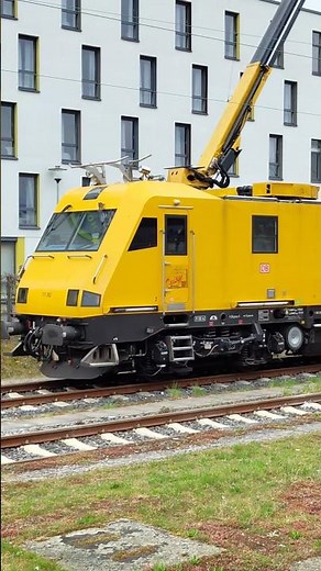BR 711 203-0 | DB NETZ | ROBEL Bahnbaumaschinen | Instandhaltungsfahrzeug für Oberleitungsanlagen