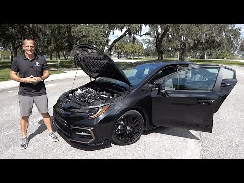 What does the 2021 Toyota Corolla Apex with a 6-speed DRIVE like?