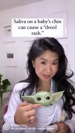 How to manage your babies drooling 👇Drooling can be a sign of teething, but some babies like George drool more than others. The presence of saliva frequently on on a baby’s chin, neck and chest can cause red irritation of the skin and is often called a “drool rash.George had a drool rash on his chin when he was 2-3 months old. Fortunately it resolved within a few days once we were able to keep his chin dry from drool.Here are the steps we followed:* Have a soft burp cloth on hand at all times i