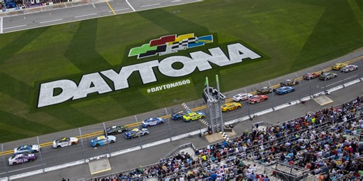 Daytona 500 prep: Chase Elliott wins Duel 2 as race goes green