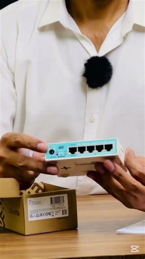 Mikrotik Router RB750Gr3 unboxing