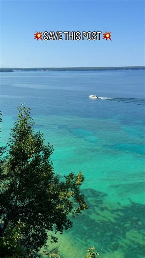 We fell in love with the beauty of Michigan and the Pictured Rocks were no exception! 😍 Here’s how to spend the perfect day ~ ⛏️Start at Miner’s Castle and hike to see Miner’s Falls 💦 👙Take your kayak or paddleboard down to Miner’s Beach and launch from there to see some of the Pictured Rocks 🚢Head back to town and take Pictured Rocks Cruise $54pp for the Spray Falls Cruise (~2 hours) 💥Pro Tip: Sit on the top of the boat (right side) on the way there and then go inside and sit on the left s