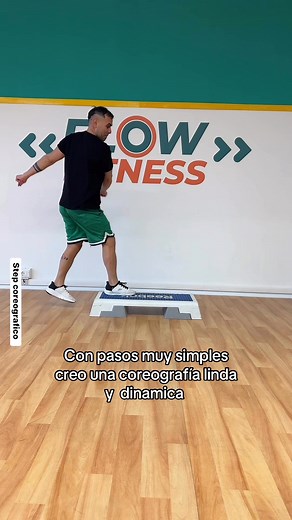 Con pasos simples se puede crear una coreografía de step linda y dinámica #maceratafitness #stepcoreography #stepcoreografico #stepcoreografia #fitnessmusicale #stepcoreo #macerata | Miguel Benitez Fitness Tips