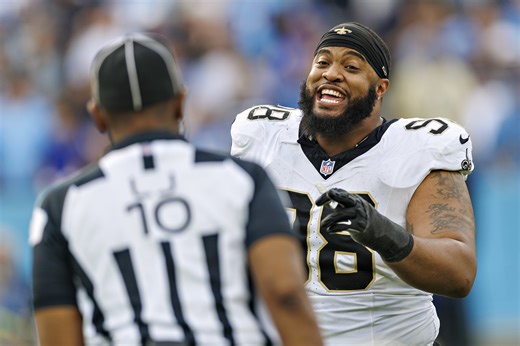 Cowboys sign $11.4 million DE Jonathan Bullard to fill trade void