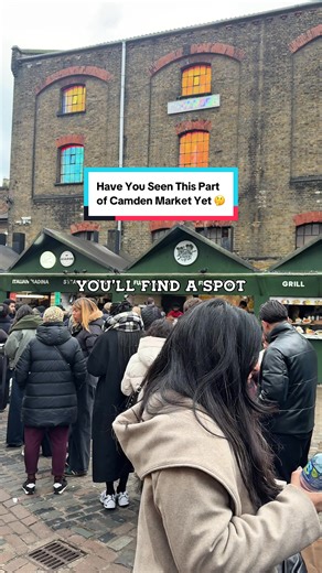 Follow for more guides around Camden Market 🖤🫶 #camden #london #placestovisit #mustvisit #guide