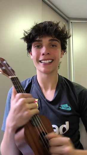 Aprenda a Tocar o Tema do Bob Esponja no Ukulele