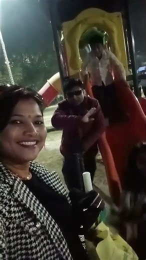 #bollywoodsong-haste haste kat jaye raste#$