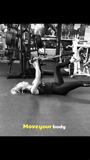 42K views · 3.3K reactions | Kaley Cuoco’s Fitness Secrets Revealed | How She Stays Strong, Fit & Confident in 2025 #reels #fyp #viral #trending #viralreels #fblifestyle #KaleyCuoco | The Past Unveiled | Facebook