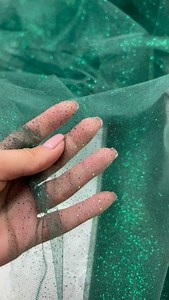 Este Tul con Glitter elevará cualquier prenda al siguiente nivel. 💖 ¿Lo mejor? El precio es increíble: ¡Solo $55 el metro! 🚛 Enviamos este brillo hasta la puerta de tu taller en todo México. ¡No te quedes sin el tuyo! #costura #maquinadecostura #telasbonitas #diseñodemoda #costurera | Telas Sanditex