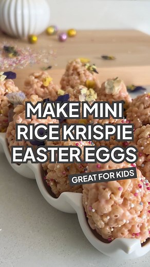 Stuck for things to do with the kids this easter? These adorable Easter Egg Rice Krispie Treats are sure to be a hit at your Easter gatherings! They're easy to make with the little ones and oh-so delicious. 🤗🪷 #EasterTreats #RiceKrispieTreats #KidsInTheKitchen | ProCook